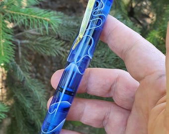 Pluma estilográfica hecha a mano