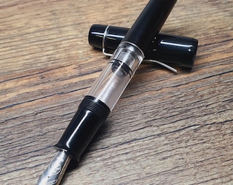 Handmade fountain pen