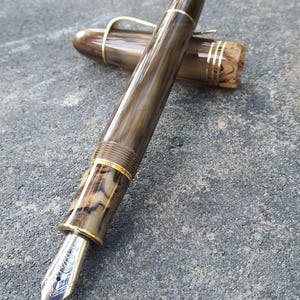 Handmade fountain pen