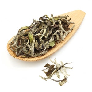 Premium Peony White Tea - Delicate Loose Leaf White Tea - Fresh & Floral - Authentic Chinese Tea, Free Delivery inside UK