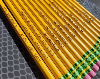 Lápiz grabado geek - Lápices Ticonderoga #2, Lápices escolares, Regalo geek, Idea de regalo geek, Lápices para niños, Nostalgia de jugador, Regalo de boda
