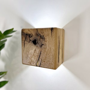 Handmade wood plug in wall sconce or with switch fixture, custom size wall bedside lamp, sconce lighting, lampshades, wood oak wall lights zdjęcie 3