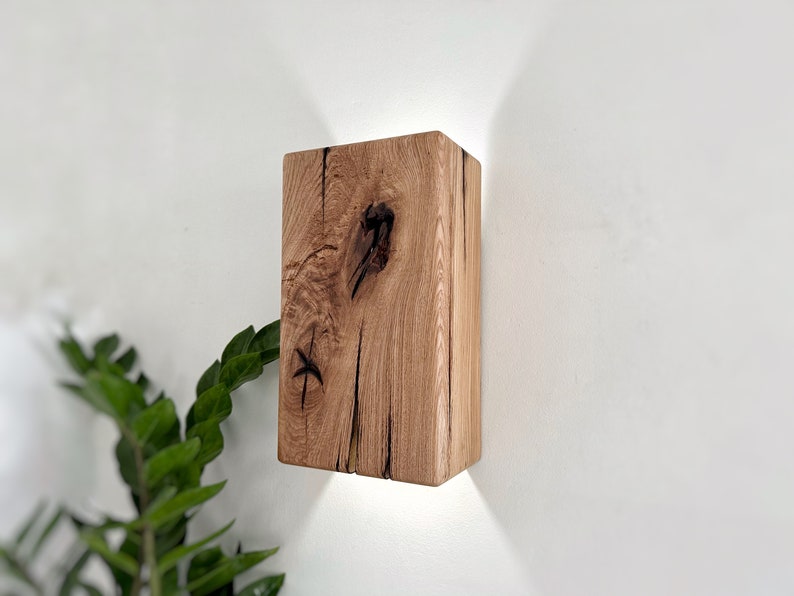 Handgefertigte Plug-In-Wandleuchte aus Holz oder mit Schalterbefestigung, Wand-Nachttischlampe in Sondergröße, Wandleuchte, Lampenschirme, Wandleuchten aus Holz Bild 1