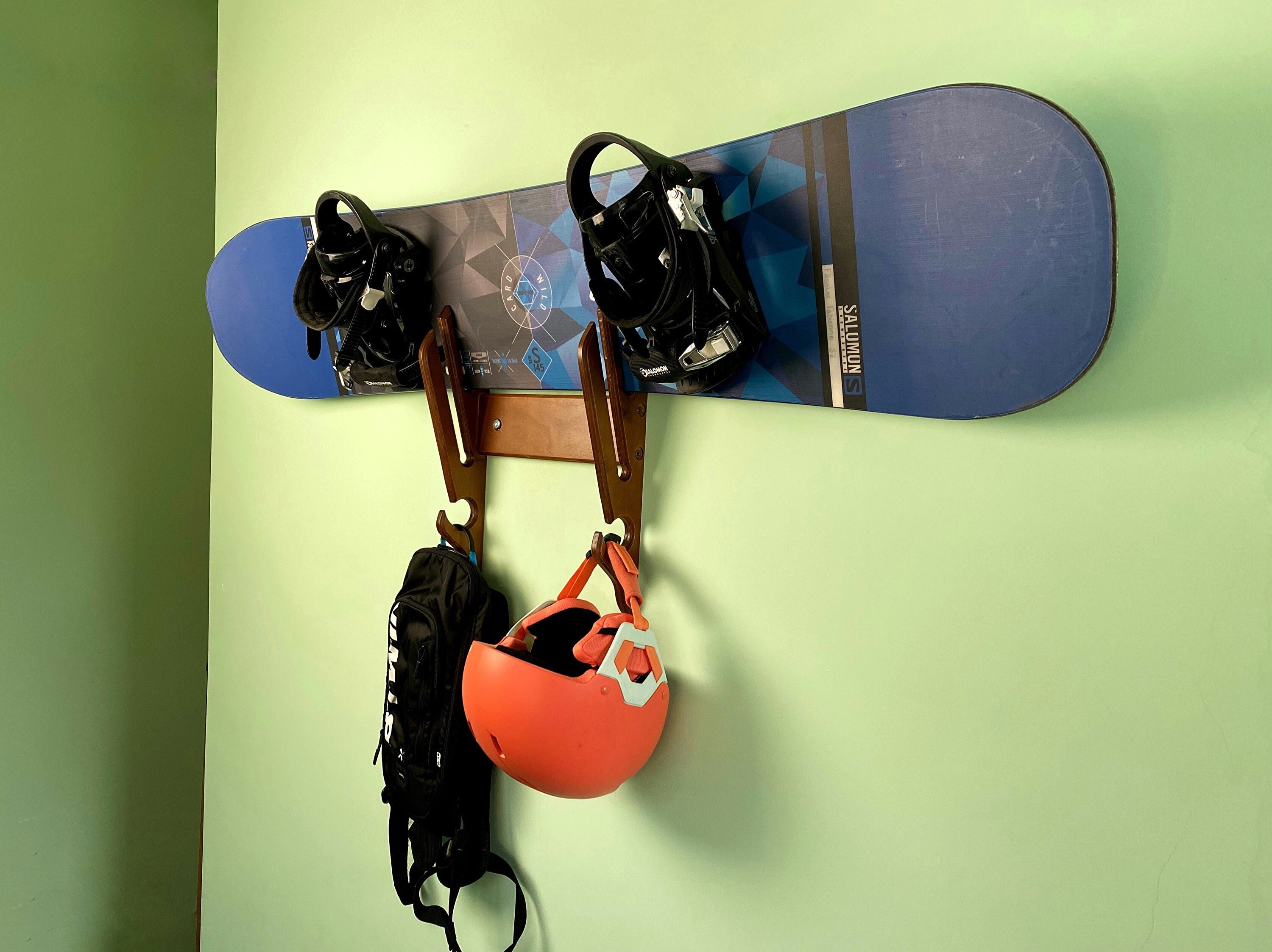 Tavola da Snowboard custom appendiabiti