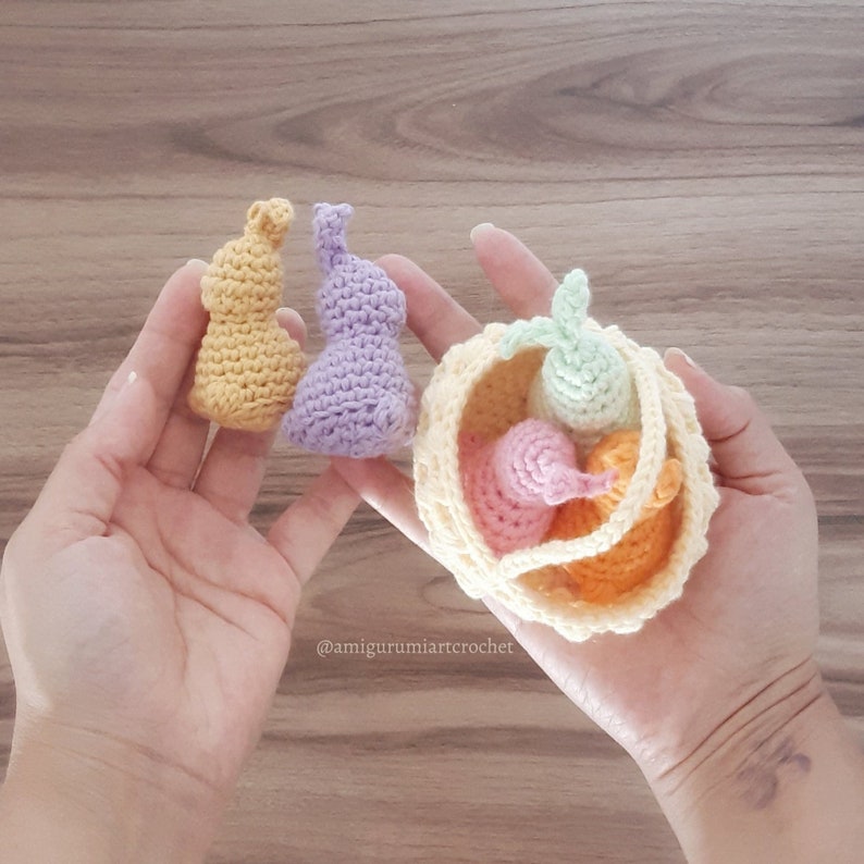 amigurumi pattern chocolate bunny crochet pattern Easter bunny patr\u00f3n ENGLISHESPA\u00d1OL Frida bear at Easter Osita Frida en Pascua