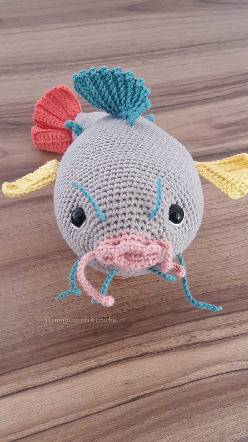 ENGLISH/SPANISH Charlotte the catfish amigurumi fish pdf pattern image 8