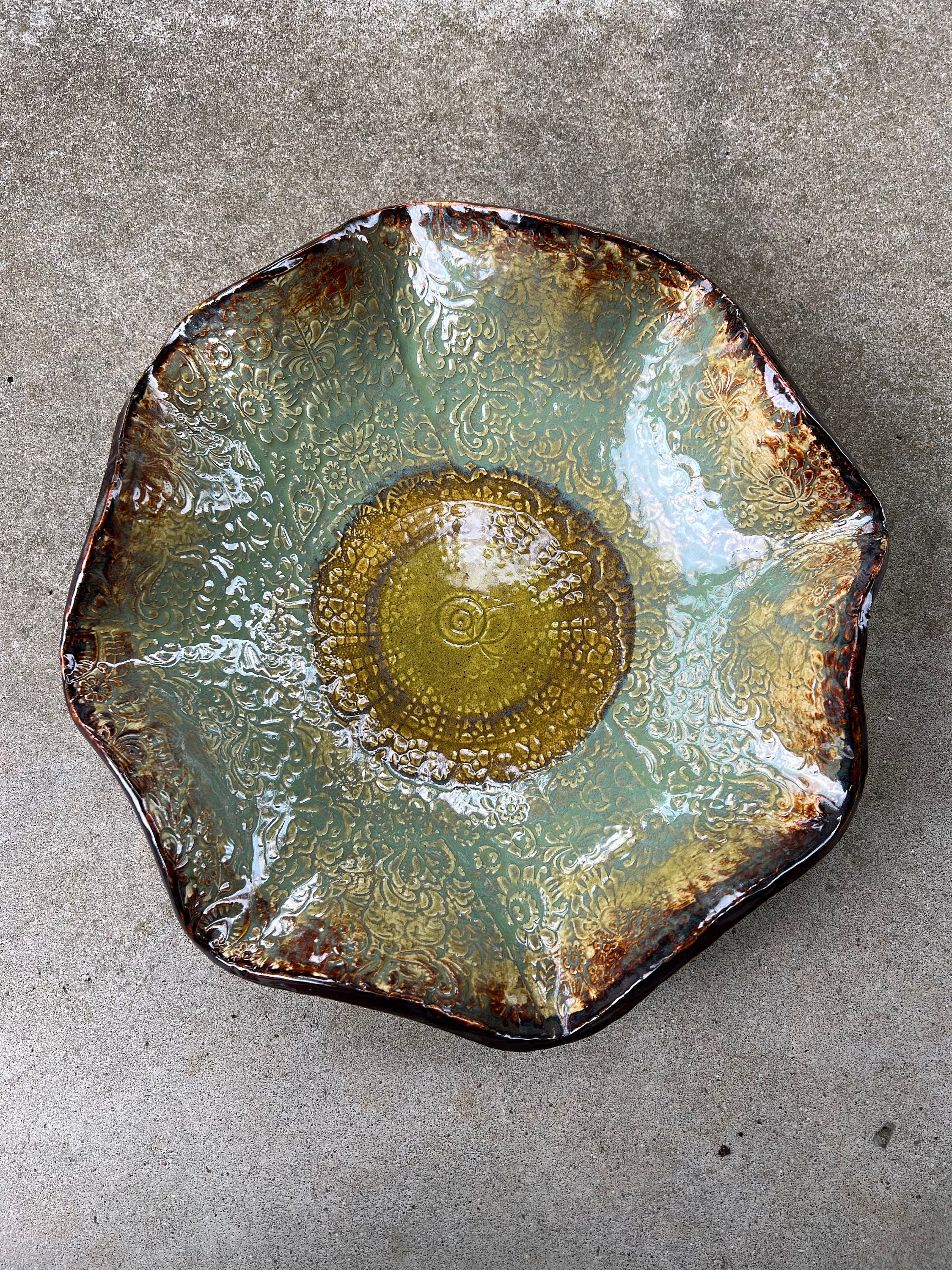 Outdoor Solar Ceramic Fountain//Made in USA