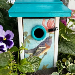 Outdoor Birdhouse-Bluebird- Made in USA