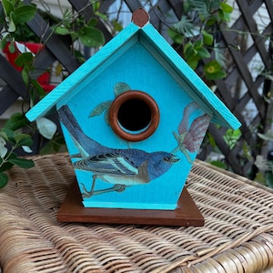 Outdoor Birdhouse-Bluebird-Made in USA