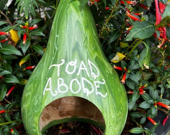 Gourd Toad House//Made in USA