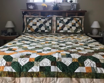 Quilted queen bed quilt with Pillow shams, Heirloom piece, home decor, soft sunset colors, Batik fabric, gift giving, Longarm Quilted