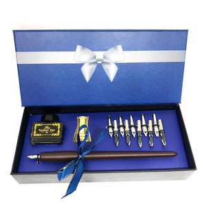 Calligraphy Kit for Beginners – Premium Quality Pen, Instruction Card, Ink Bottle & 11 Unique Nibs – The Perfect Gift for Aspiring Artists