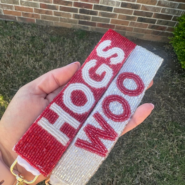 Beaded Keychain Wristlet - Beaded Razorback Purse - Beaded Arkansas Coin Purse - College Game Day - Razorbacks - Stadium Bag - Woo Pig