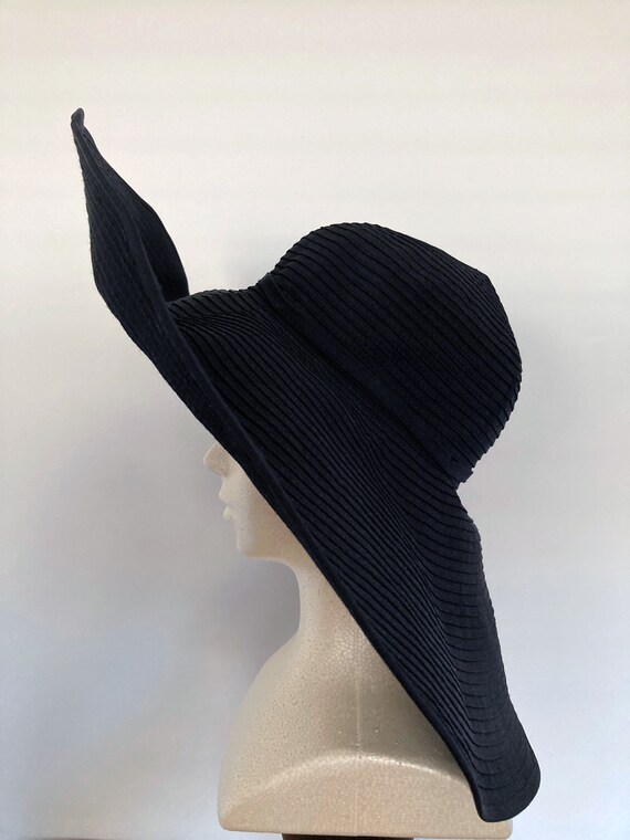 2000s Vintage packable Glamourous Black Hat - image 4