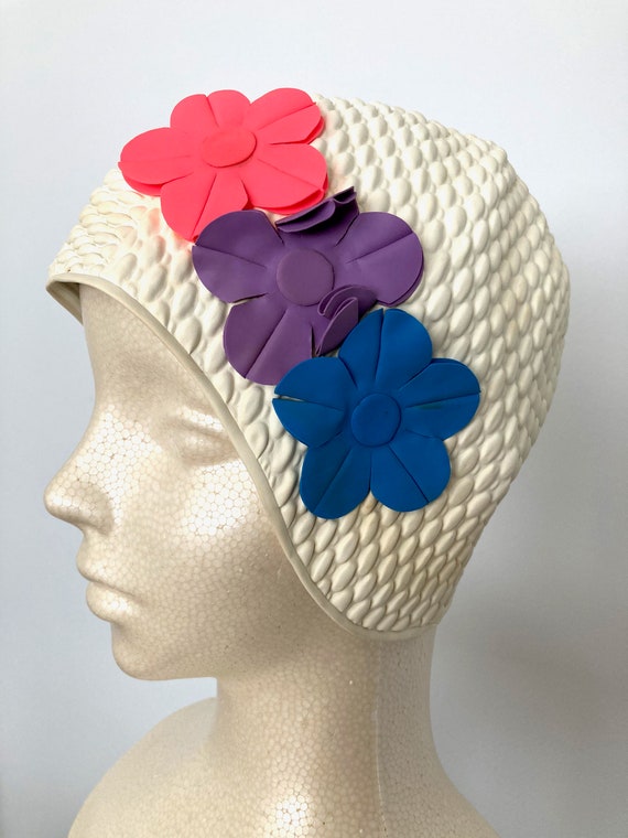 2000s Vintage-inspired Floral Bubble Swim Cap whit