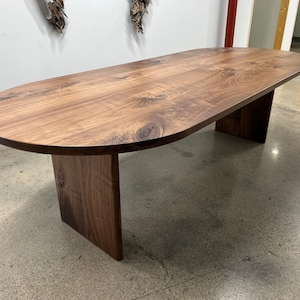 Handmade Walnut Oval Dining Table, Modern Hardwood Kitchen Table - Etsy