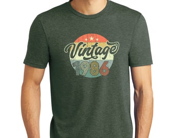 1986 Vintage Birth Year Distressed T-Shirt