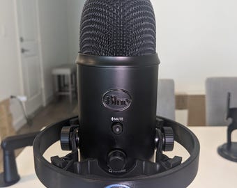 Soporte antivibración Logitech Creators Blue Yeti