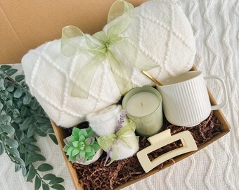 Bridesmaid Thank You Box Maid Of Honor Appreciation Present Mother In Law Gift Box Mother Of The Bride Gift Set Bachelorette Wedding Basket