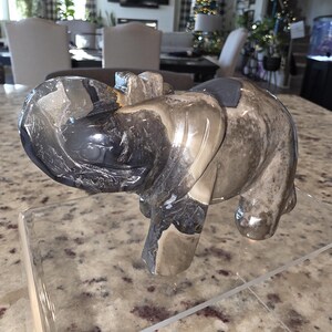 Volcano Agate Elephant Carving, UV Reactive Crystal image 7
