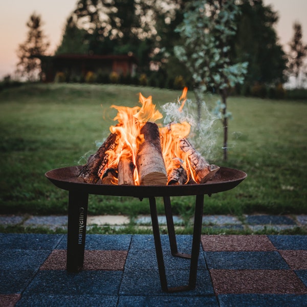 GrillSymbol Corten Steel Fire Pit Elegante