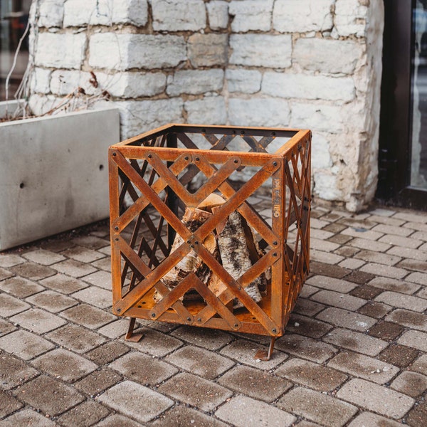 Foyer extérieur GrillSymbol en acier corten Sverre