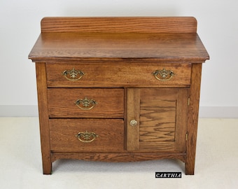 Antique c. 1870s-1890s Tiger Oak Sideboard Cabinet Three Drawers Single Paneled Door Paneled Sides Original Brass Hardware Knapp Joinery