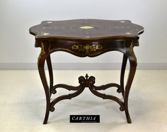 French C. 1890s Louis XV Style Ormolu Gilt-bronze Fruitwood