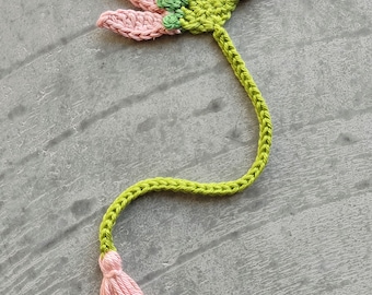 Bookmark BLOOM PINK - crocheted, gift