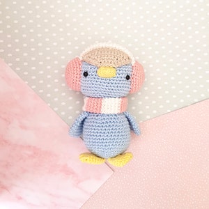 Amigurumi Penguin pattern / Pippa Penguin / Crochet Penguin image 8