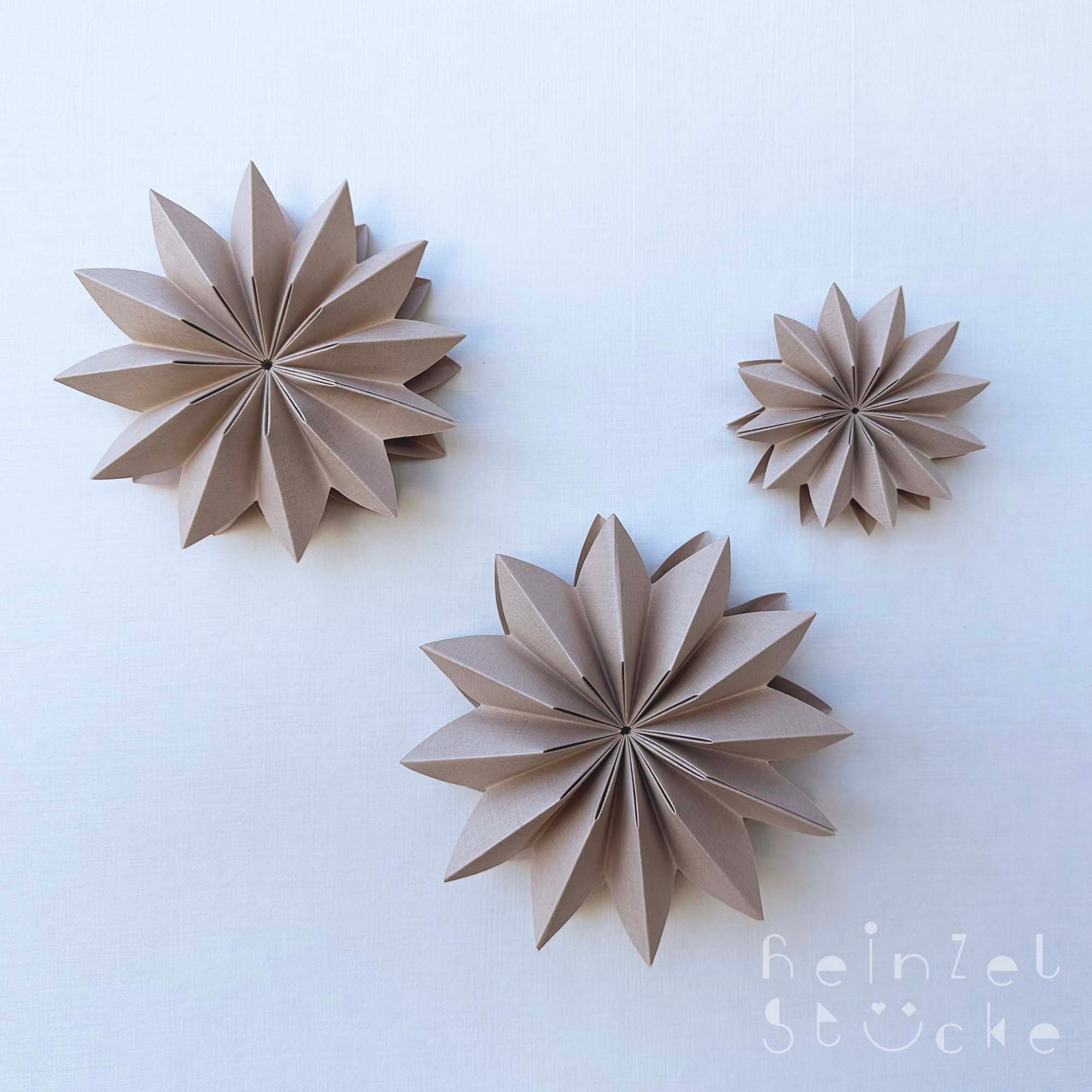 Papierstern Ella/ Stern aus Papier/ Origami/Dekoartikel/ Wanddeko