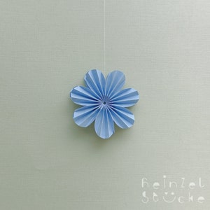 Luna paper flower 10 cm / paper ornament / design made of paper / origami / flower / decorative item / wall decoration / window decoration / white / pink / green / beige/blue Hellblau