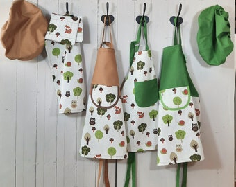 Children's apron forest animals with name set chef's hat pot holder and tea towel