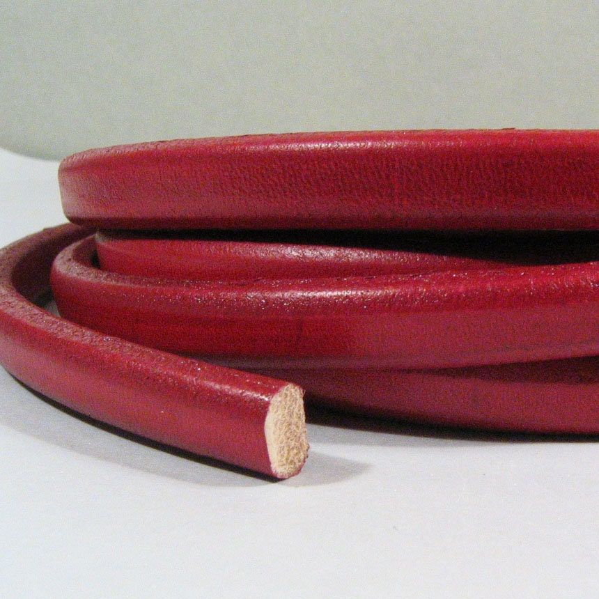 Regaliz Licorice Leather - Bordeaux - R8 - Choose Your Length
