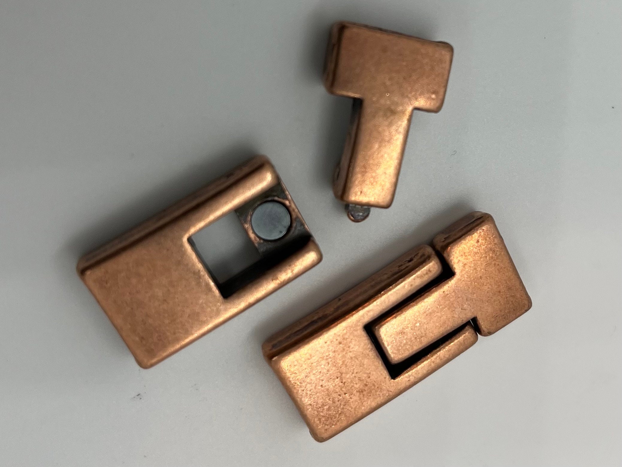 Interlocking Buckle Magnetic Clasps for 10mm Flat Leather - Antique Copper - 10F-CL501AC - Choose Your Quantity