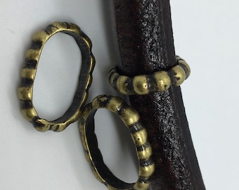 Regaliz Single Dot Ring Spacers - Antique Brass - SP108 - Choose Your Quantity