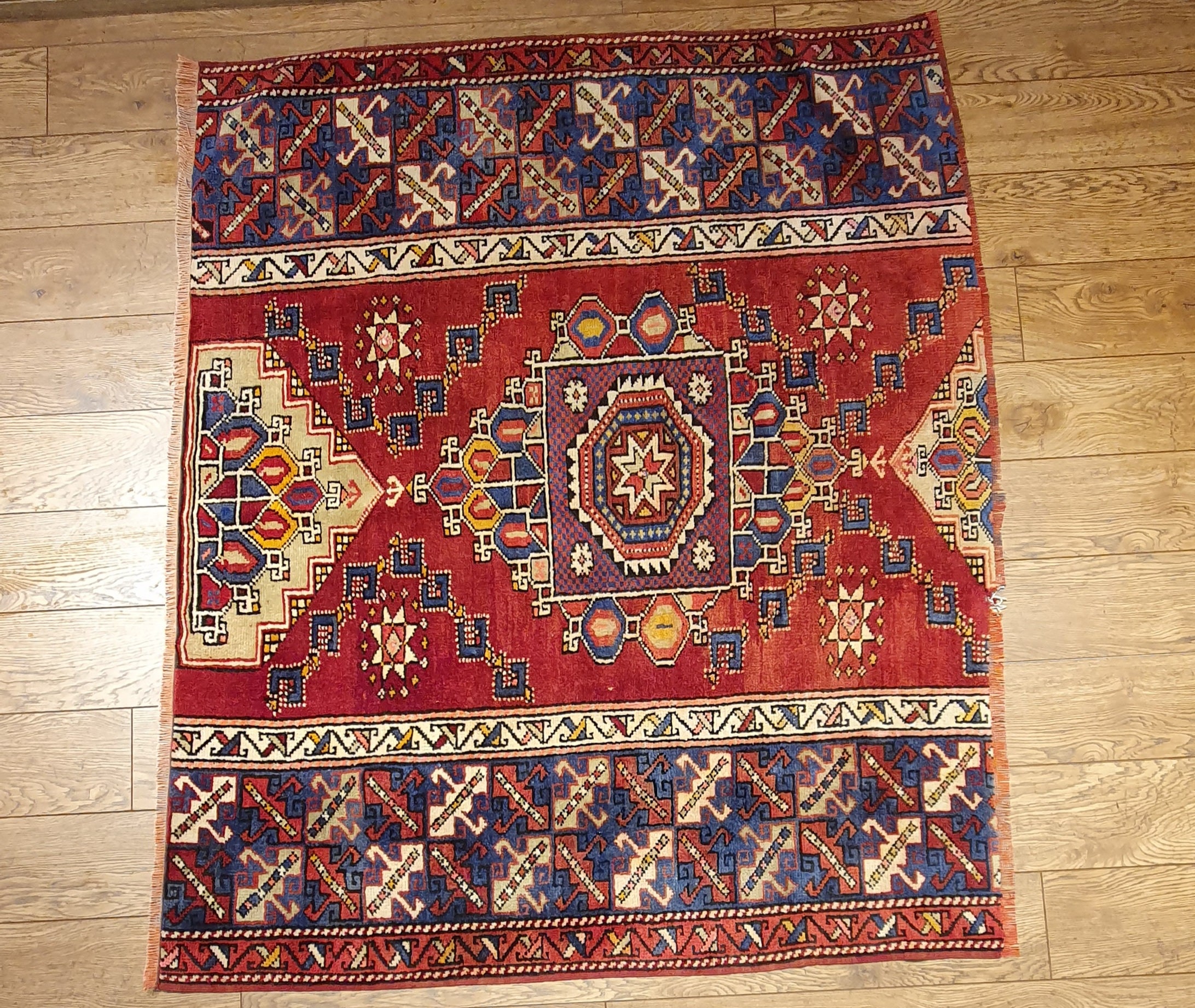 Red Turkish Carpet 4'4x5'2 Ft Floral Pattern Rug Etsy UK