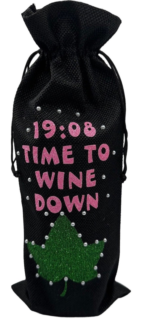 AKA Time to Wine Down wine/gift bag TTWD (black w/ivy)