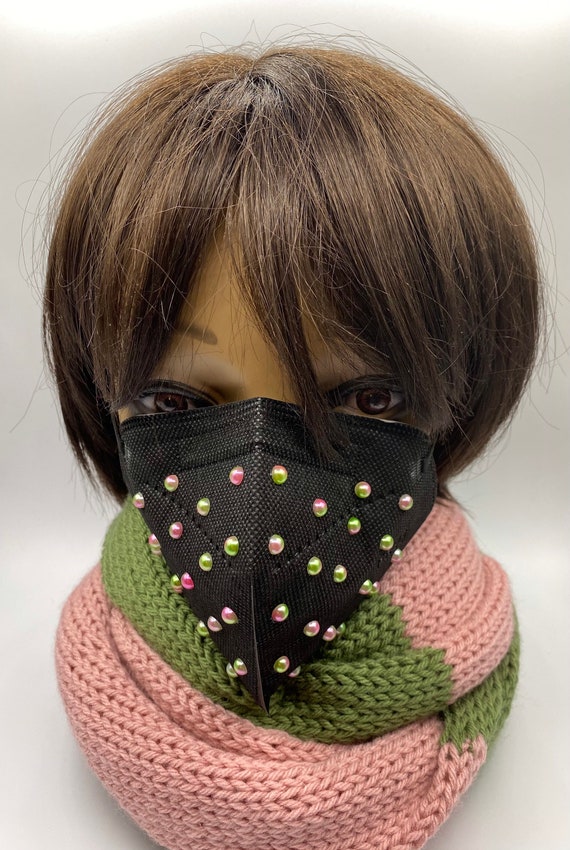 AKA mask, Pink/Green Bead Black Face Mask