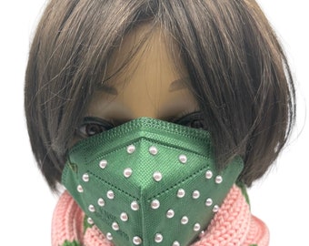 AKA mask, green mask/pink pearls