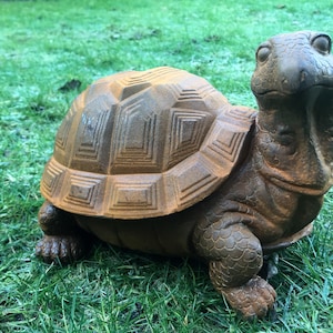 Wonderful cast iron turtle | Garden Statue |