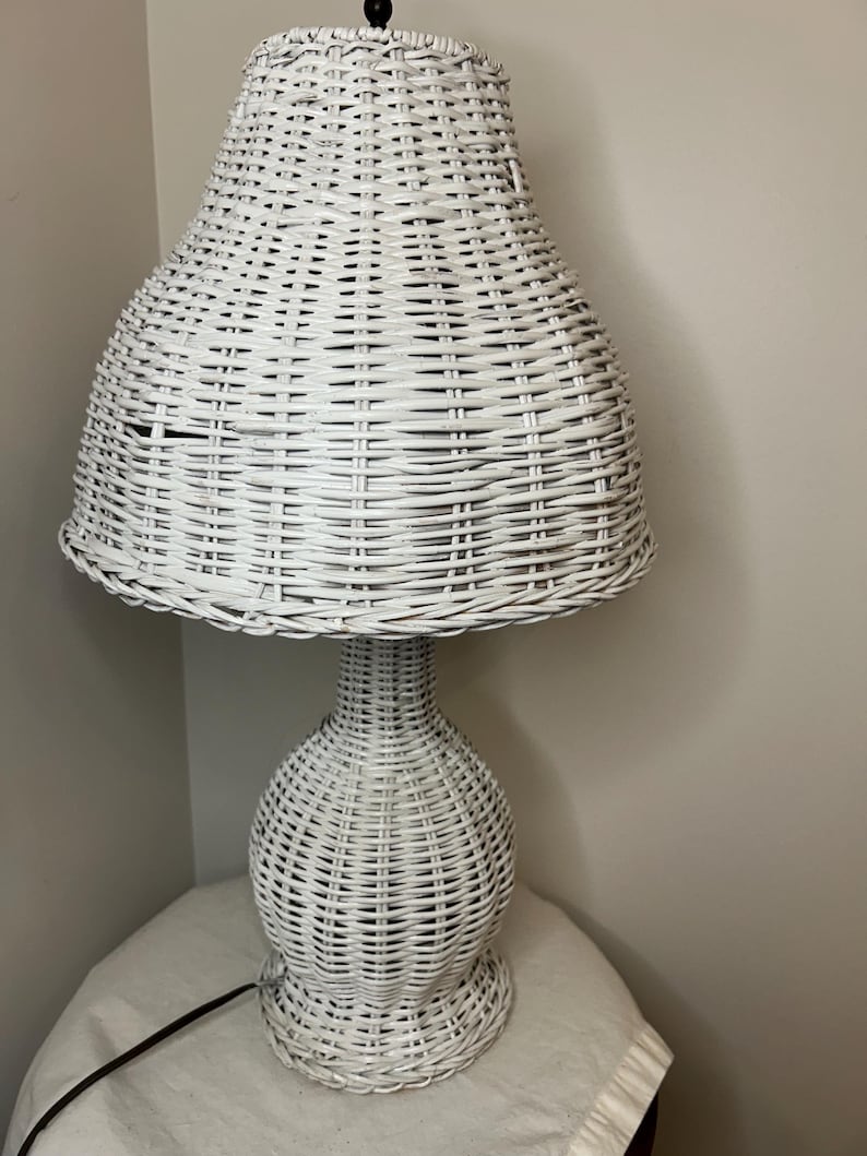 Vintage White Wicker Lamp Working Lamp With Shade Rattan Lamp ...