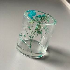 Real blue flower tea light holder