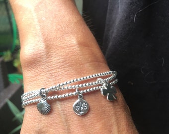 Armband „Baum des Lebens“ aus 925er Sterlingsilber | Elastisches Silberperlenarmband