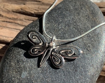 925/1000 sterling silver butterfly pendant necklace 925 sterling silver women's necklace 925 sterling silver butterfly children's necklace 925 sterling silver teen pendant necklace