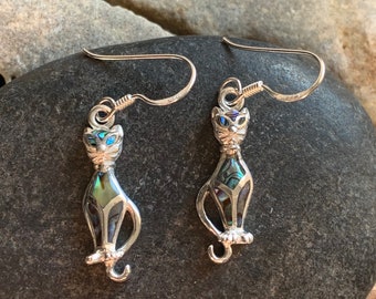 Boucles d'oreille chat argent massif 925 et abalone, Boucles d'oreille chat, Sterling silver cat earrings with abalone, Pendientes plata 925