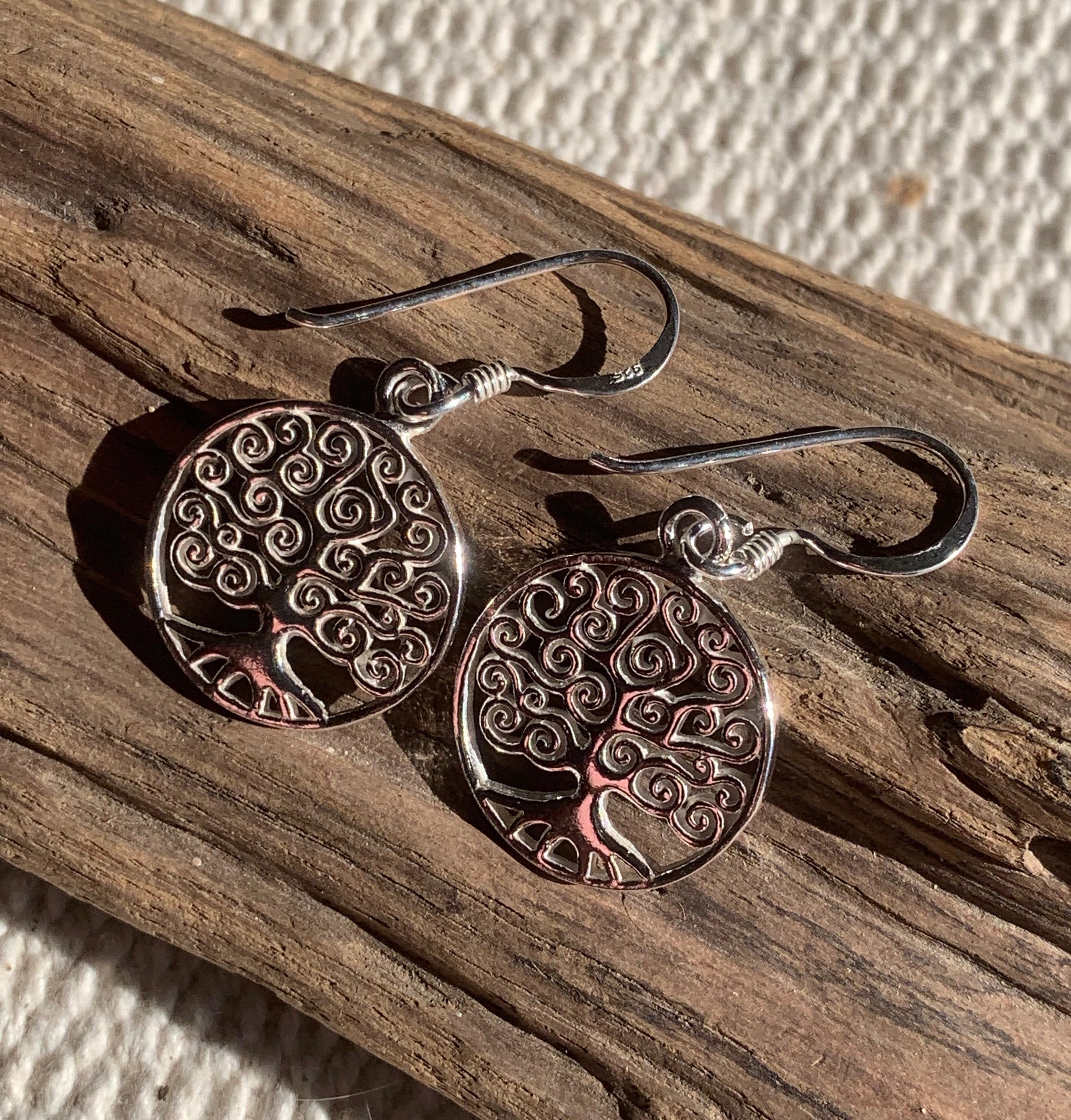 ソリッドシルバー 925 のツリー オブ ライフ ハンギング イヤリング