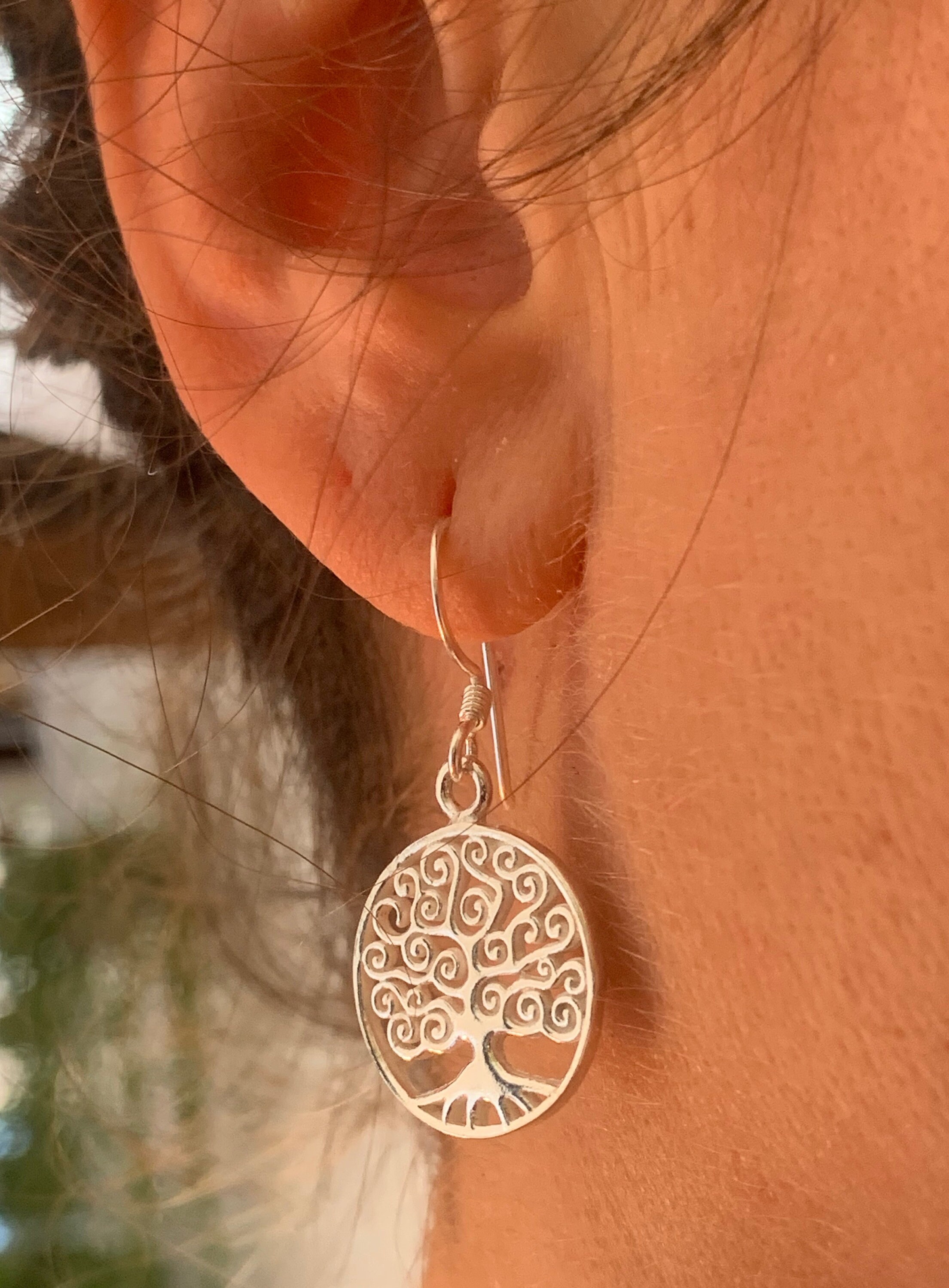 ソリッドシルバー 925 のツリー オブ ライフ ハンギング イヤリング