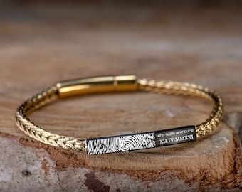 Gepersonaliseerde stalen en leren herenarmband, coördinaten cadeau
