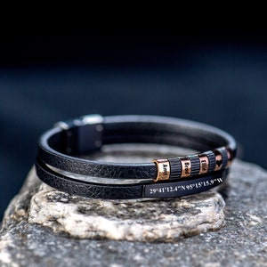 Pulsera de coordenadas, regalo de Navidad, ideas de regalos para hombres, pulsera grabada, pulsera personalizada, pulsera con nombre, pulsera de acero, pulsera de oro rosa